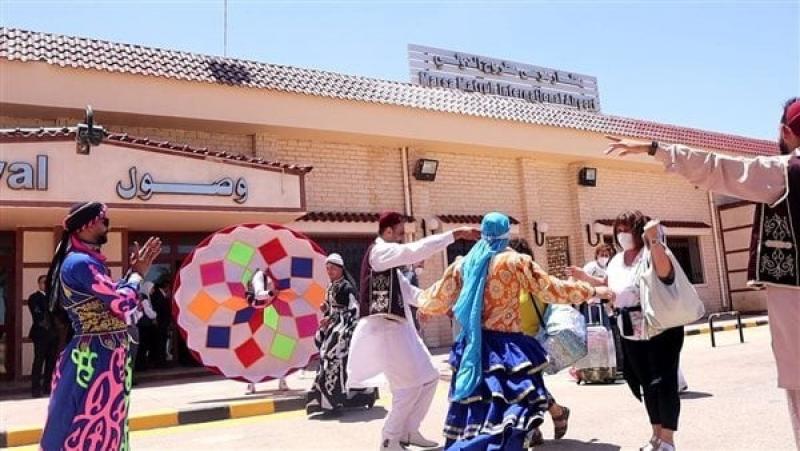 مرسى مطروح الدولي يستقبل أولى رحلات طائرات الشارتر المقبلة من إيطاليا
