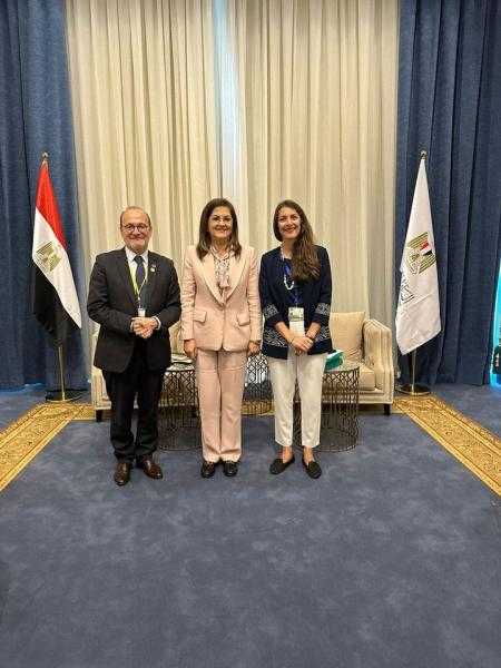 هالة السعيد تلتقي مدير الوكالة الفرنسية للتنمية لمناقشة القضايا المحلية والدولية