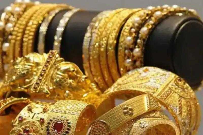 هدوء أسعار الذهب اليوم في مصر..  «عيار 21» بـ2425 جنيهًا