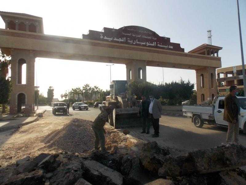 مسئولو الإسكان يتفقدون مشروعات المرافق والطرق بالنوبارية الجديدة