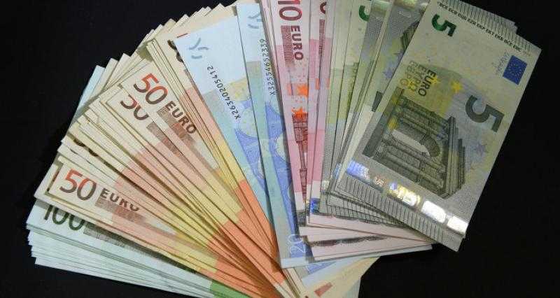 ارتفاع هامشي.. سعر اليورو في البنوك بمستهل التعاملات