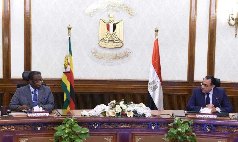 مدبولي يلتقي وزير صحة زيمبابوي لتوقيع مذكرة تفاهم بين البلدين