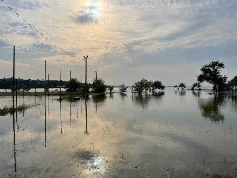 كييف: تدمير محطة «كاخوفكا» يهدد بفقد ملايين الأطنان من الحبوب الزراعية