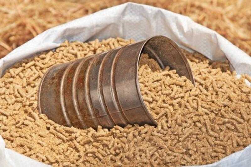 تراجع 400 جنيه في سعر طن العلف اليوم الثلاثاء