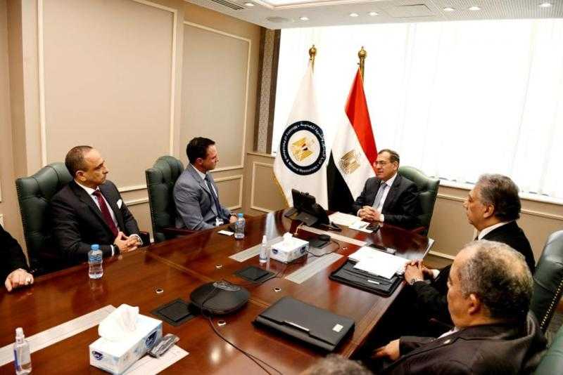 الملا: تنفيذ برنامج حفر مكثف لتأمين الاحتياجات من المنتجات البترولية وتصدير الفائض