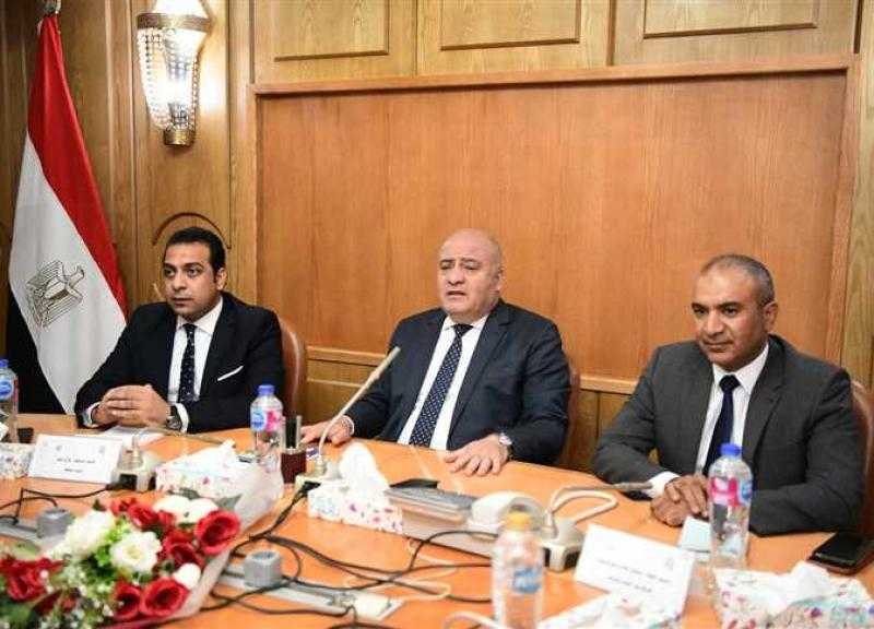 أشرف الداودي يشدد على مراعاة معايير الجودة في استلام أعمال البنية التحتية بمدينة الأمل