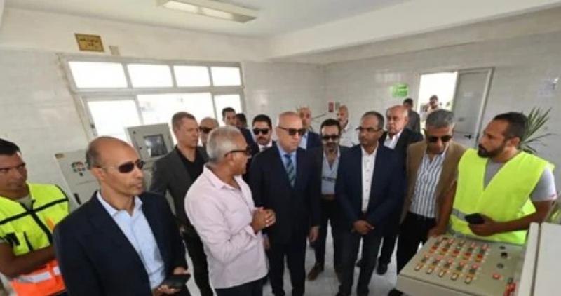 وزير الإسكان يوجه بتشغيل جزئي لمحطة تنقية مياه الشرب بالقاهرة الجديدة قبل الصيف المقبل
