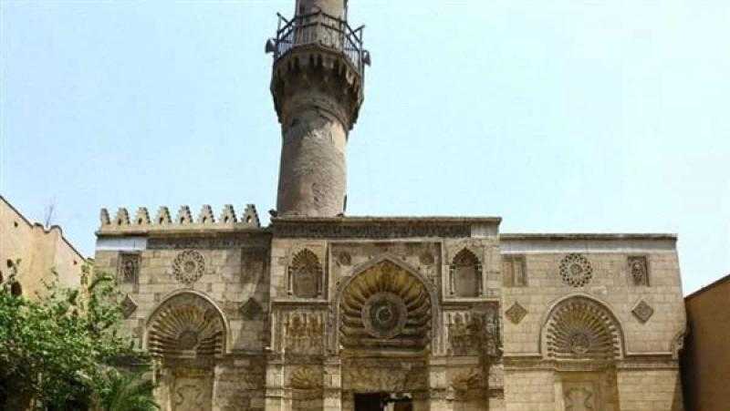 «قبل افتتاحه».. مسجد الأقمر تحفة فنية في قلب العاصمة الفاطمية