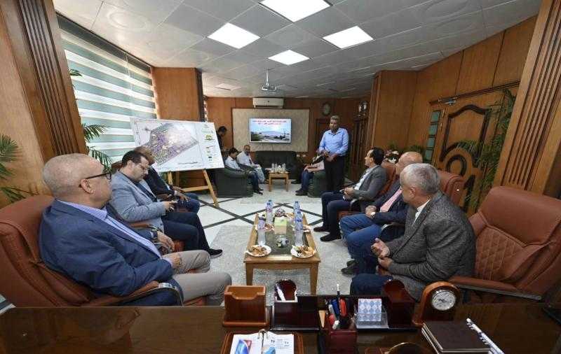 الجزار يتابع موقف المشروعات الجارية بـ«برج العرب الجديدة»