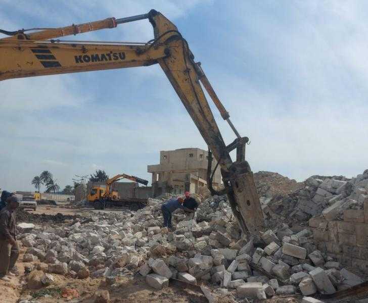 المحليات تزيل 130 حالة تعد على الأرض الزراعية وأملاك الدولة بالمنيا