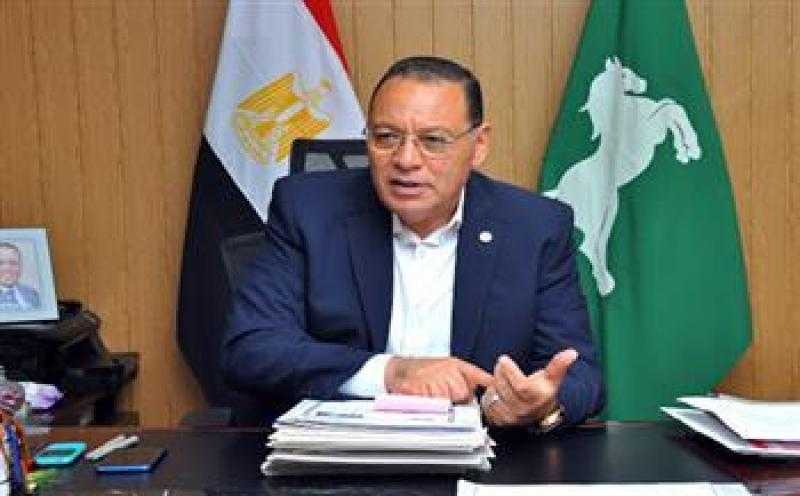 محافظ الشرقية يبحث النهوض بالثروة الداجنة والحيوانية لتوفير غذاء آمن