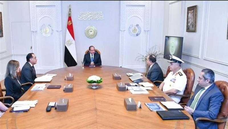 الرئيس السيسي يبحث مع رئيس الوزراء الموقف التنفيذي لمشروعات العاصمة الإدارية