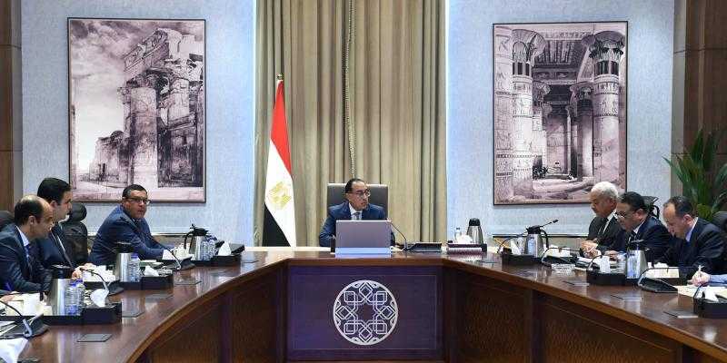خلال اجتماع مع ”مدبولي”.. محافظ السويس يستعرض المشروعات الجاري تنفيذها
