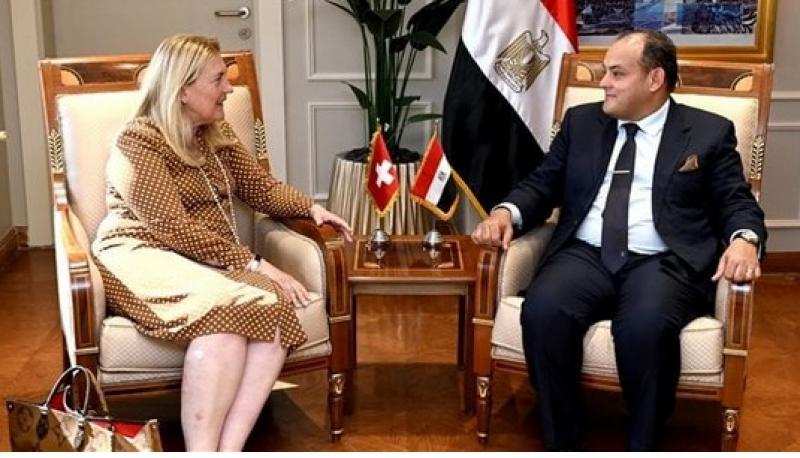 وزير التجارة: 2.1 مليار دولار استثمارات سويسرا في مصر