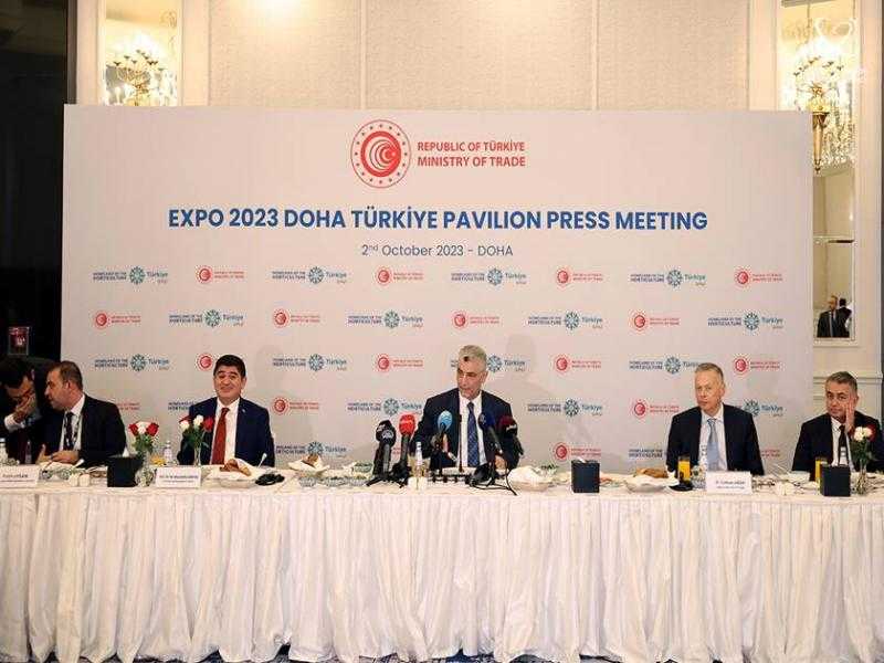 وزير التجارة التركي: 720 شركة تركية تعمل في قطر