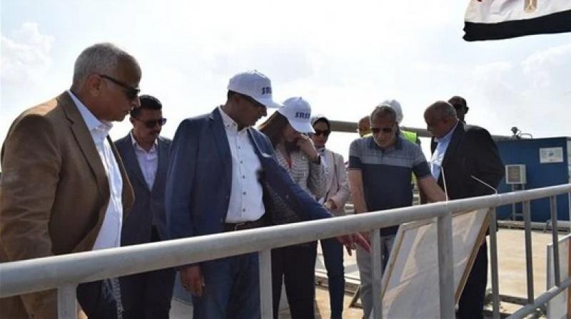 نائب وزير الإسكان يتفقد مشروعات الصرف الصحي في ريف البحيرة
