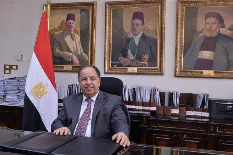 وزير المالية يستعرض الموقف التنفيذي لـ”استيراد سيارات المصريين بالخارج”