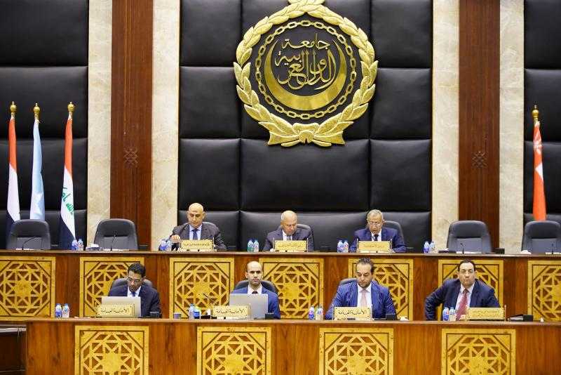 وزير النقل: نعمل على تعزيز وتقوية حركة النقل لربط الدول العربية برًا وبحرًا وجوًا