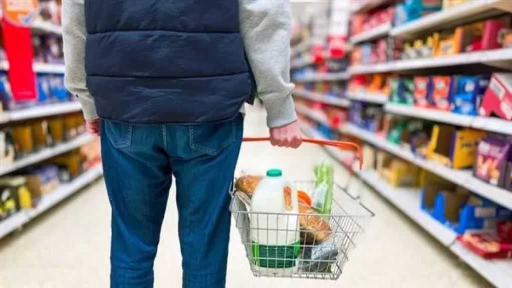 تضخم أسعار الغذاء في بريطانيا يستقر عند 4.7% مع تصاعد الضغوط على المتسوقين قبل أعياد الميلاد