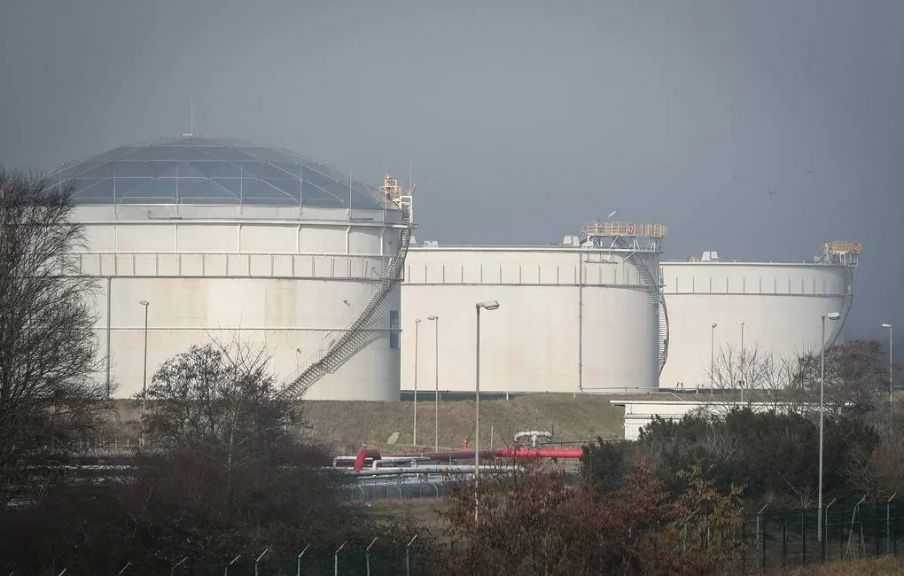 موجة هجمات روسية تستهدف إنتاج الغاز الأوكراني وتعمق أزمة الطاقة في الشتاء