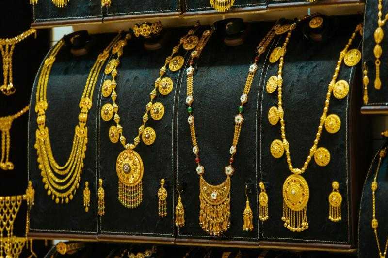 سعر جرام الذهب «عيار 21» اليوم الأربعاء.. هدوء ما بعد الارتفاع