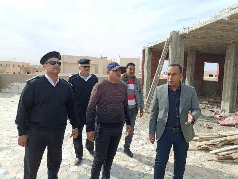رئيس جهاز الشروق يطالب أصحاب الأراضي الالتزام بالشروط البنائية وعدم المخالفة