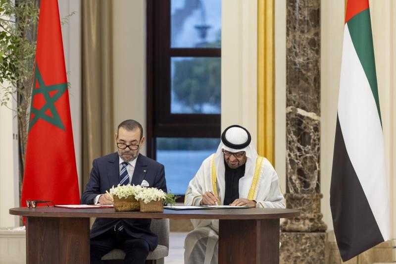 رئيس الإمارات والعاهل المغربي يوقعان إعلانًا نحو شراكة مبتكرة وراسخة