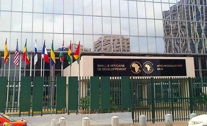 الجمعة.. البنك الإفريقي للتنمية يفتتح مكتبه لدول وسط القارة بالكاميرون