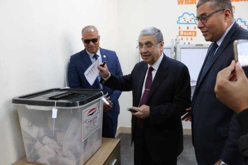 مؤشرات البورصة تكتسي باللون الأخضر خلال افتتاح التداولات