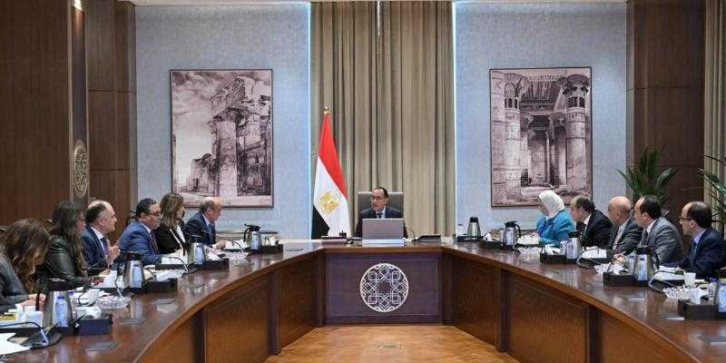 رئيس الوزراء يتابع النهوض بالصناعات اليدوية ضمن مبادرة ”صنايعية مصر”