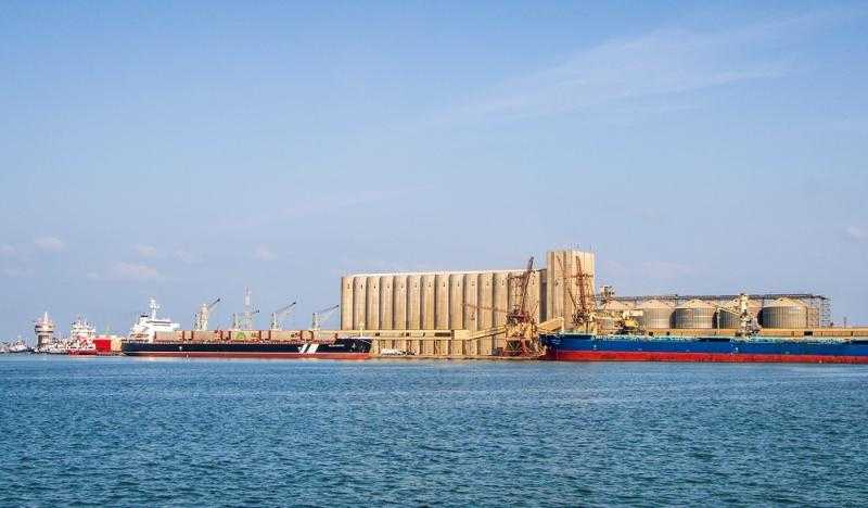 ميناء دمياط: وصول 26472 طن قمح وذرة خلال 24 ساعة