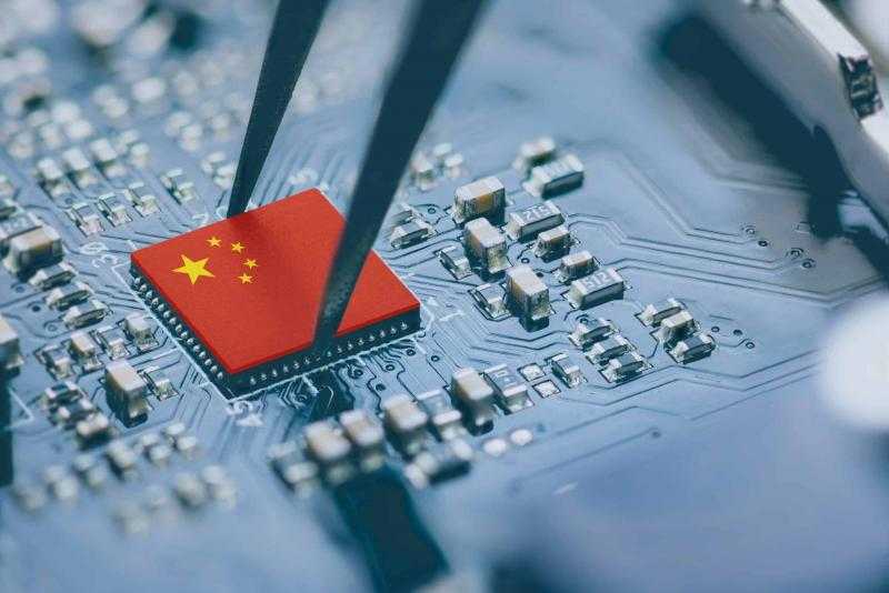 الصين تستورد معدات لصناعة الرقائق بـ 40 مليار دولار