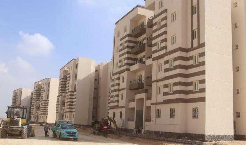 وزير الإسكان يستعرض الموقف التنفيذي لوحدات ”سكن لكل المصريين” بعدد من المدن الجديدة