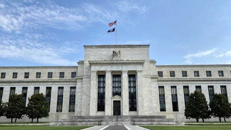 عاجل| الفيدرالي الأمريكي يبقي على معدلات الفائدة دون تغيير