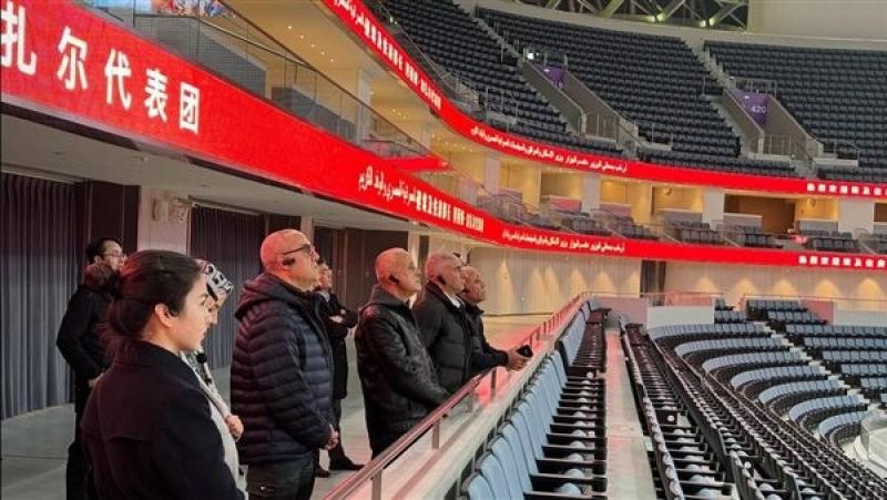 وزير الإسكان يتفقد منطقة الأعمال المركزية والحدائق الأولمبية بمدينة «هانجتشو» الصينية