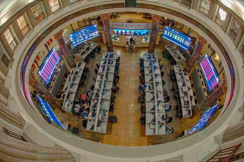 المؤشر الرئيسي يهبط 0.08% ..  وخسائر سوقية 11.1  مليار جنيه خلال أسبوع