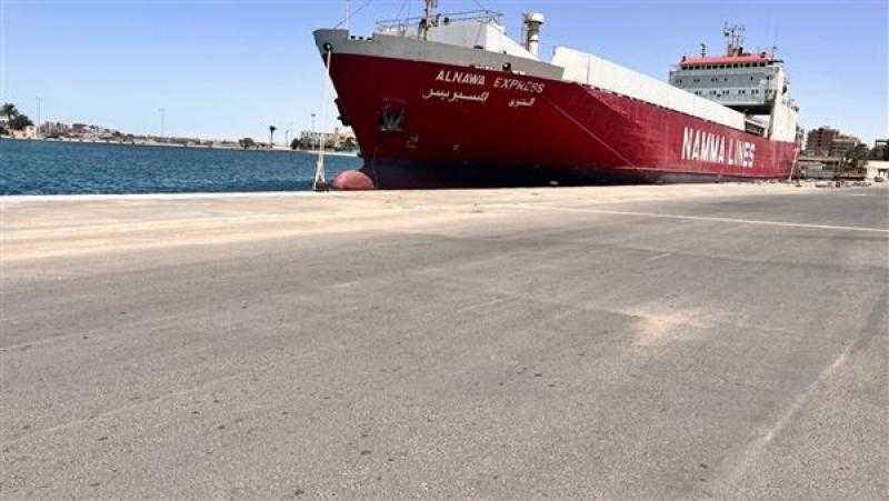 ميناء بورتوفيق يستقبل 800 سيارة قادمة من جدة