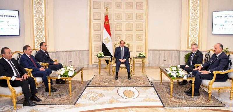الرئيس السيسي: نتطلع إلى تعزيز التعاون في إنتاج الهيدروجين الأخضر مع ” بريتيش بيتروليوم”