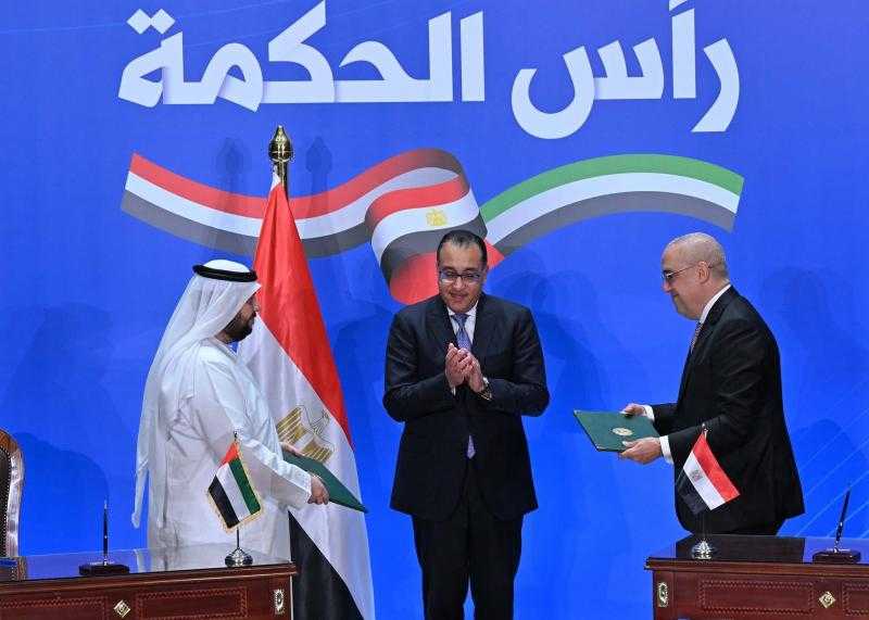 خبراء بمجال السياحة: مشروع رأس الحكمة سيزيد من السياحة العربية والخليجية إلى مصر