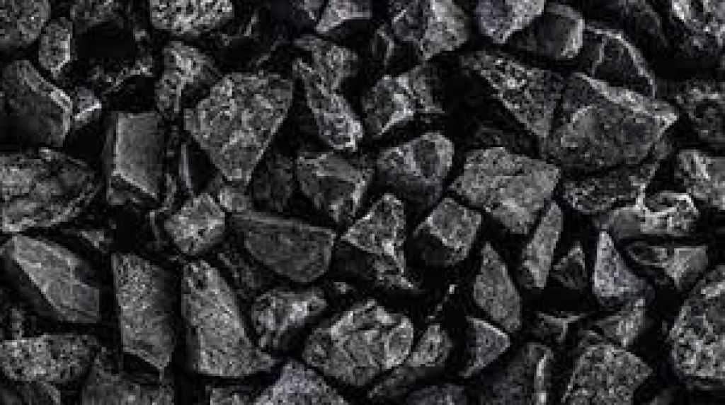 إندونيسيا تخفض السعر القياسي للفحم في النصف الأول من نوفمبر