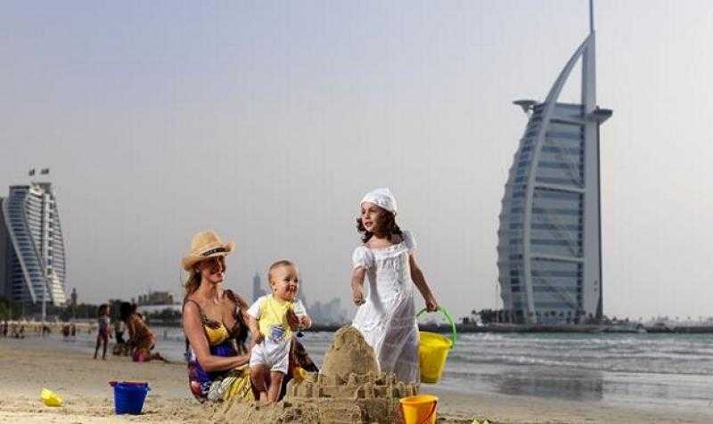 زيادة أعداد السياح الوافدين إلى دبي بنسبة 18% خلال شهري يناير وفبراير