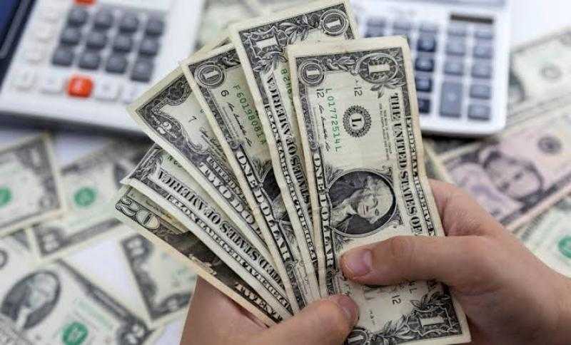 الأخضر يتخطى 48 جنيهًا.. ارتفاع سعر الدولار اليوم الإثنين في البنوك