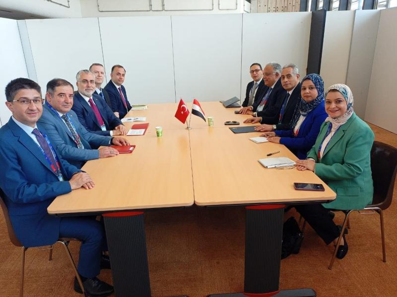 وزير العمل يلتقى نظيره التركى لبحث أوجه التعاون فى الملفات المشتركة