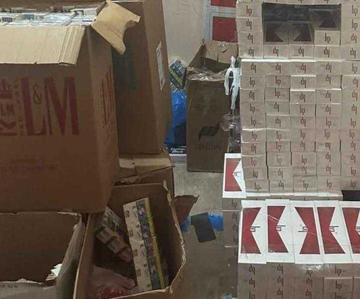 الداخلية: ضبط 76 ألف عبوة سجائر مهربة بالإسكندرية والبحيرة