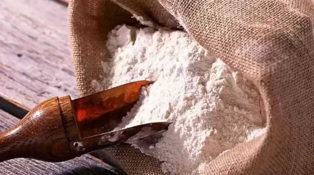 شرطة التموين تضبط 34 طن دقيق أبيض وبلدي مدعم