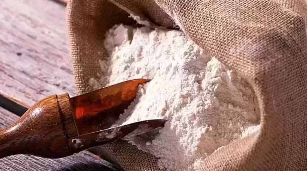 شرطة التموين تضبط 12 طن دقيق أبيض وبلدي مدعم