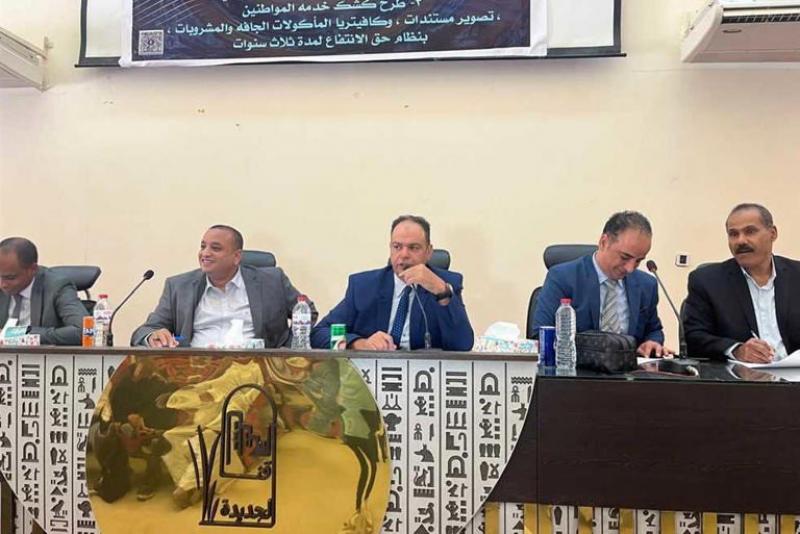 بيع محال تجارية ومنفذ خدمة بمدينتى قنا وغرب قنا الجديدتين لتوفير الخدمات للمواطنين