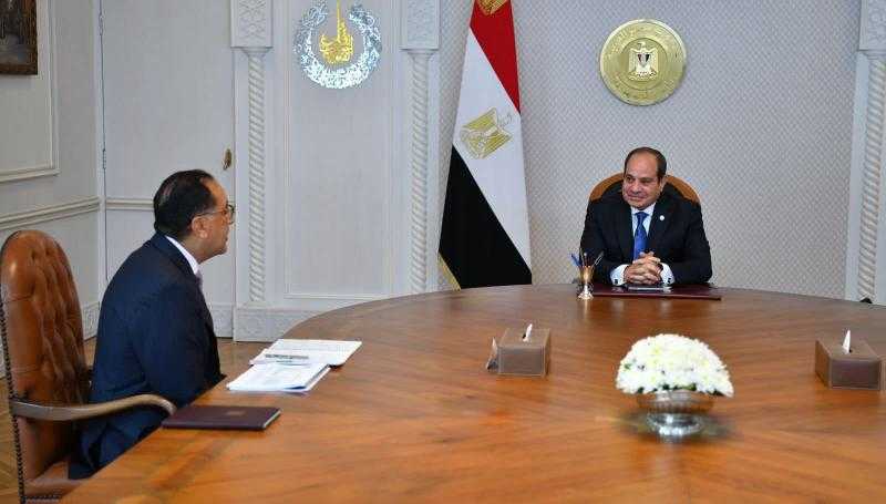 الرئيس السيسي يتابع مع ”مدبولي” عدد من ملفات العمل الحكومي