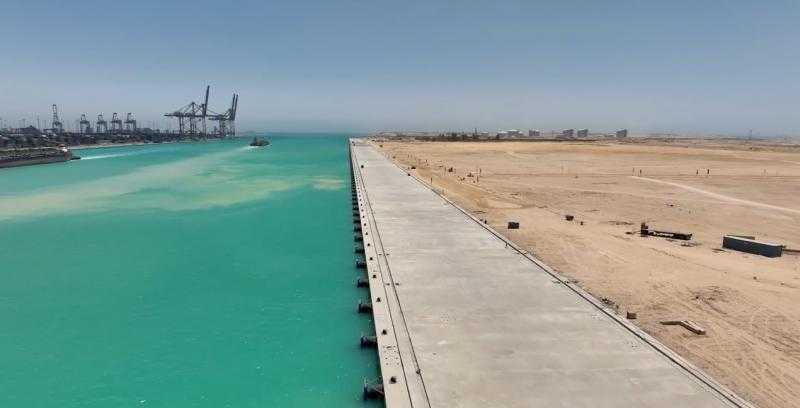 ”النقل” تنشر تصوير جوي لمشروع تطوير ميناء السخنة البحري