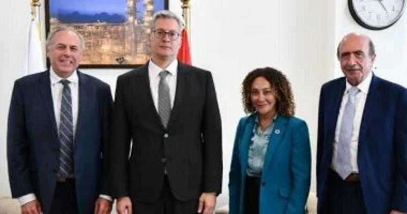 وزير البترول يبحث مع وفد فالكو الأمريكية خططها لزيادة معدلات الإنتاج